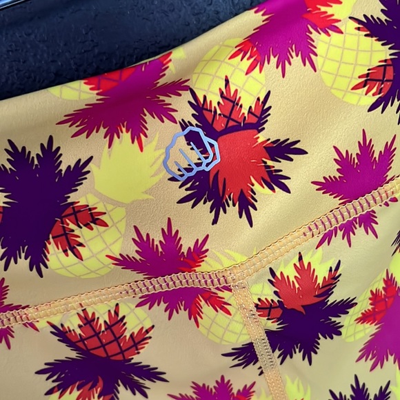 FmFm are they pineapples medium booty shorts NEW - Picture 3 of 4